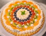 A picture of step 2 of 🥝🍊🍒🍇Creamy Fruit Tart🍇🍒🍊🥝.