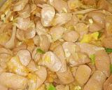 صورة لخطوة 3 من وصفة بيتزا 🍕 بالعجينة الأصلية الايطالية 😋🇮🇹