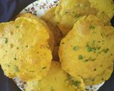 A picture of step 6 of Aloo Masala Puri.