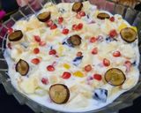 A picture of step 5 of Dehi wala meetha fruits chaat.