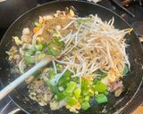 รูปขั้นตอนการทำที่ 5 ของ ผัดไทยวุ้นเส้น