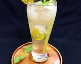 Hình bước làm 2 của món Trái Vải Soda Siro Đào