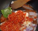 Foto langkah ke 2 dari resep Tumis jamur tiram pedas.