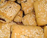 صورة لخطوة 6 من وصفة بسكويت بالتمر و الجلجلان 😋