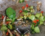 Foto langkah ke 4 dari resep Tumis  Putih Telur sederhana.