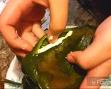 Foto del paso 4 de la receta: Chiles rellenos de queso al estilo michoacan