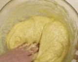 A picture of step 2 of Brioche alla nutella.