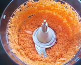 Foto del paso 1 de la receta: Tortilla de zanahoria🥕🥚 (toque de queda)..