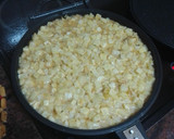 Foto del paso 3 de la receta: Bocadillo de tortilla de papas con polvo de cebolla frita y alioli