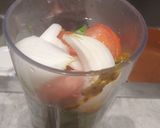 A picture of step 2 of Coriander Mint Chatni.