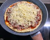Foto langkah ke 4 dari resep Pizza Teflon.