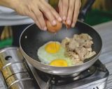 รูปขั้นตอนการทำที่ 26 ของ ผัดซีอิ๊ว เส้นใหญ่ หมูหมักนุ่ม ไม่มัน ไม่เลี่ยน😊