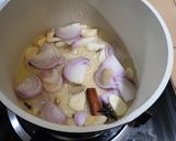 Gambar langkah 1 resipi 21:9:26 - Ayam masak kurma.