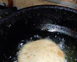 পেঁয়াজ কচুরি (Peyanj kochuri recipe in Bengali) রেসিপির ধাপ 9 ছবি