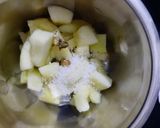 A picture of step 1 of Refreshing melon shake with ice cream.
