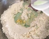 Foto langkah ke 1 dari resep Roti Sobek Pandan, metode autolyse.