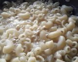 A picture of step 1 of Basil pesto macaroni.
