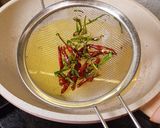 Foto langkah ke 2 dari resep Kering Tempe ala Chef Yongki.