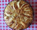 Une image de l'étape 4 de Tarte au pommes et noisettes d'Annick #pomme.