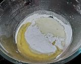 A picture of step 1 of Custard Vanilla Cake.
