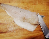 Foto del paso 1 de la receta: Ceviche de Dorada con Aguacate y Choclos