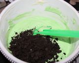Foto langkah ke 7 dari resep Sponge Cake Pandan Santan with Oreo (lembut bgt.. irit 3 telur).