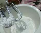 Foto langkah ke 6 dari resep Bolu Kukus Ubi Ungu.