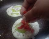 ज्वारीच्या पिठाचा उत्तपा (jwarichya pithacha uttapam recipe in marathi) रेसिपी स्टेप 3 फोटो 