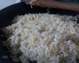 Foto del paso 1 de la receta: Arroz con azafrán