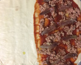 Foto del paso 2 de la receta: Calzone relleno de atún, anchoas y mozzarella