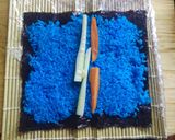 Foto del paso 3 de la receta: Sushi de atún y zanahoria con pepino (express)