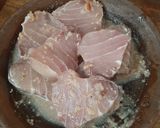 Foto langkah ke 2 dari resep Tuna Sambal Kecombrang.