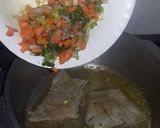 Foto del paso 3 de la receta: Pechito de cerdo tiernizado con arroz graneado