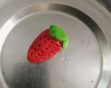 A picture of step 6 of Strawberry Sweet.
