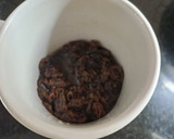 Foto del paso 1 de la receta: Torta húmeda de peras y pasas