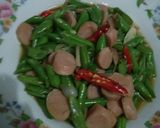 Foto langkah ke 6 dari resep Tumis buncis & sosis saos tiram.