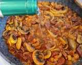 Foto del paso 4 de la receta Arroz con champiñones y chorizo