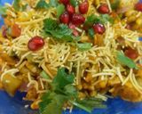 મુંબઈ ભેળ (Mumbai Bhel Recipe In Gujarati) રેસીપી સ્ટેપ1ફોટો