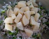 A picture of step 6 of Poha Pakoda.