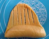 Foto langkah ke 5 dari resep Matcha Soft Roll Bread.