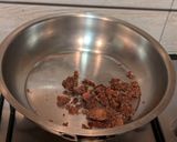 A picture of step 4 of Gur makhana.