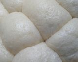 Foto langkah ke 3 dari resep Roti kukus isi coklat.