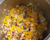 Foto del paso 2 de la receta: Guiso de Salchicha Parrillera 🍜