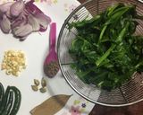 A picture of step 1 of Spinach Rice.