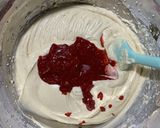A picture of step 8 of Delicious Strawberry Cake.