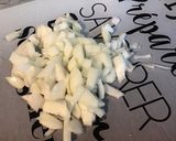 Une image de l'étape 3 de Filets de bar sauce crème à l'oseille et oignon.