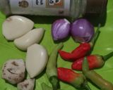 Foto langkah ke 1 dari resep 312. Seblak Mie Telur Ala Dapoer Windha.