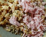 Foto del paso 2 de la receta: Revuelto con papas, huevo, jamón y arvejas