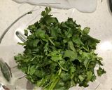 Foto del paso 2 de la receta: Pesto de cilantro con albahaca