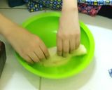 Foto langkah ke 3 dari resep Chicken Egg Roll.